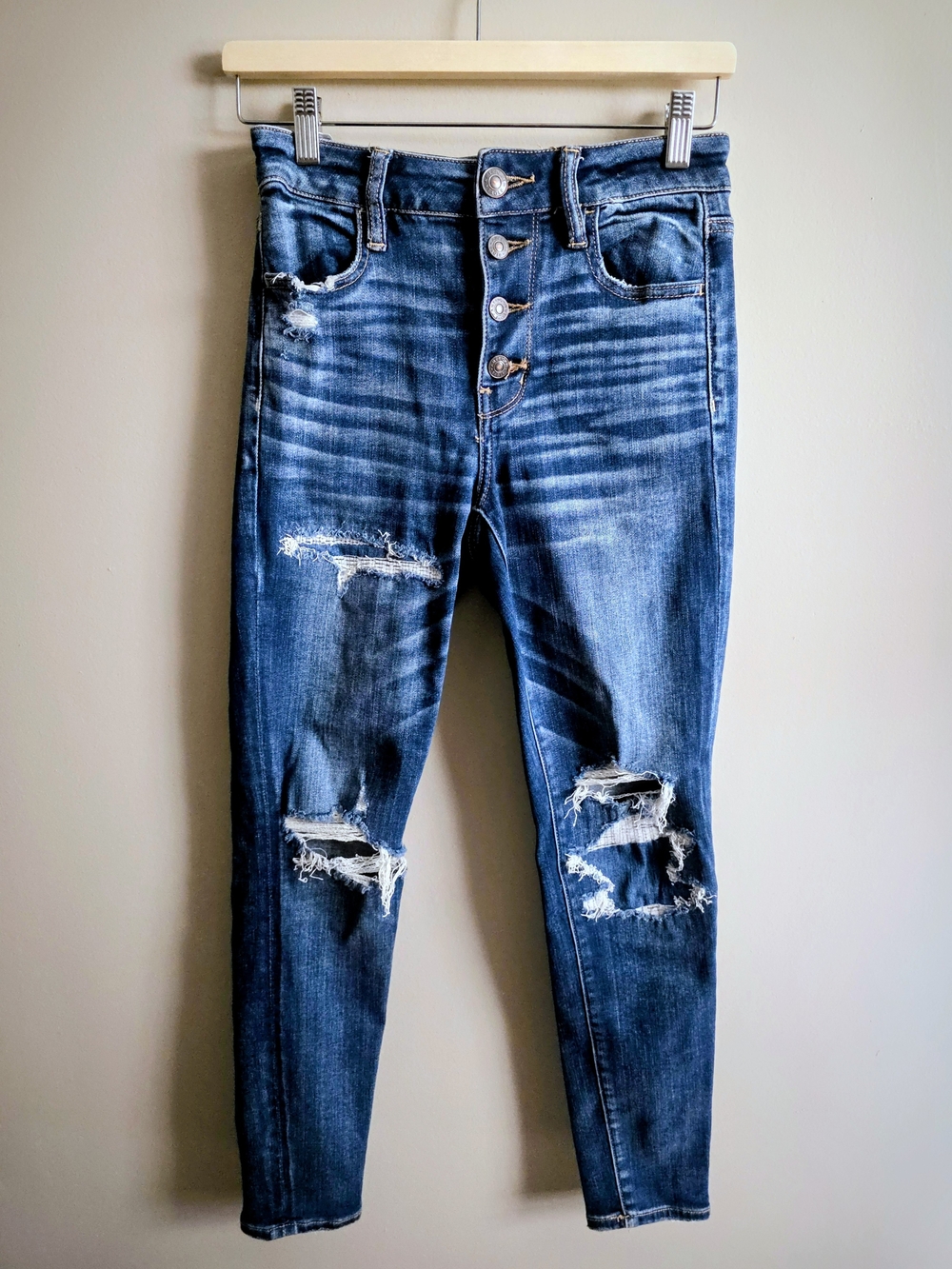 Women’s Distressed High-Rise Button-Fly Skinny Blue Jeans